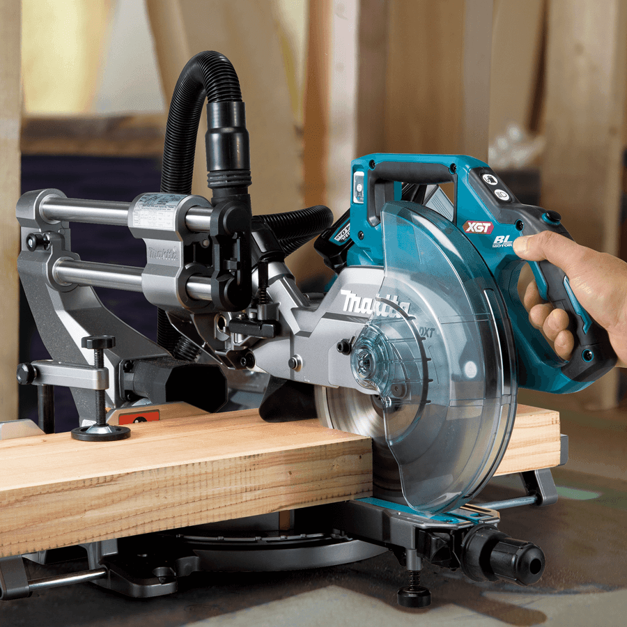 Makita LS002GZ01 40V Cordless Sliding Compound Miter Saw 8-1/2 Makita LS002GZ01 40V Cordless Sliding Compound Miter Saw 8-1/2